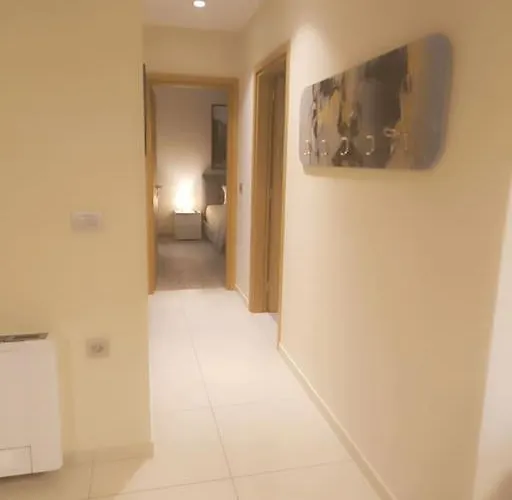 The Twins 2 Διαμέρισμα *