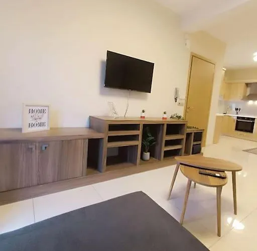 The Twins 2 Apartman Ambávrisz